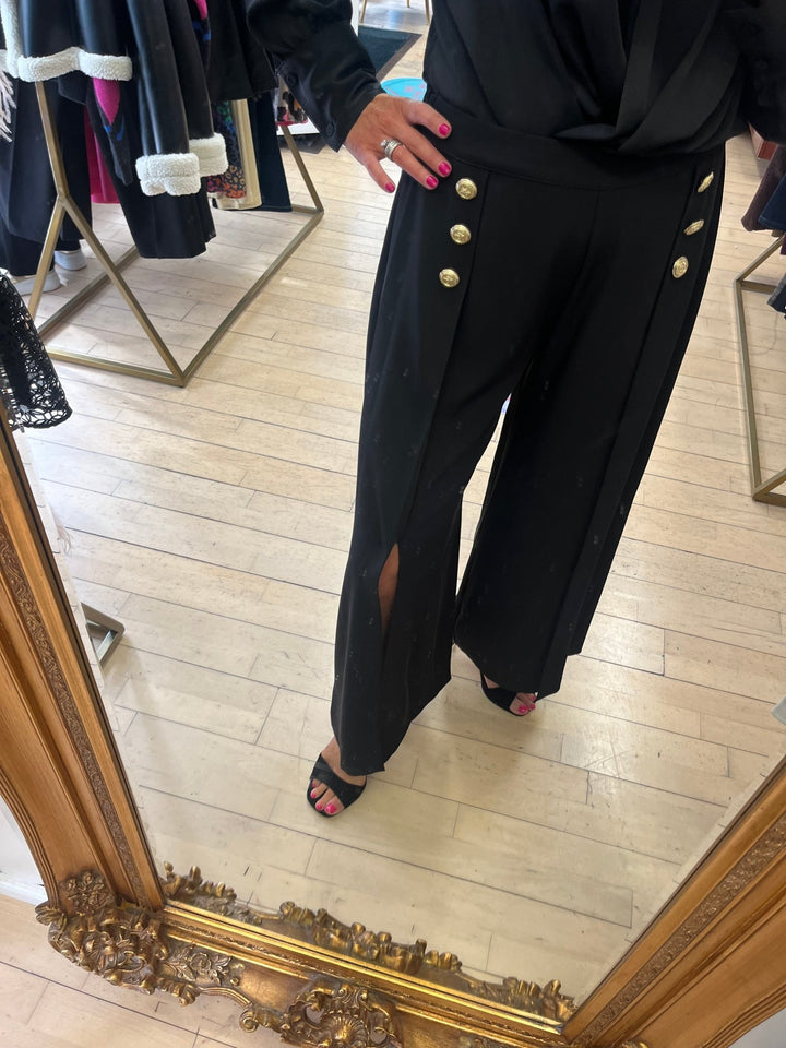 Simi - Hanita - Orchid Boutique