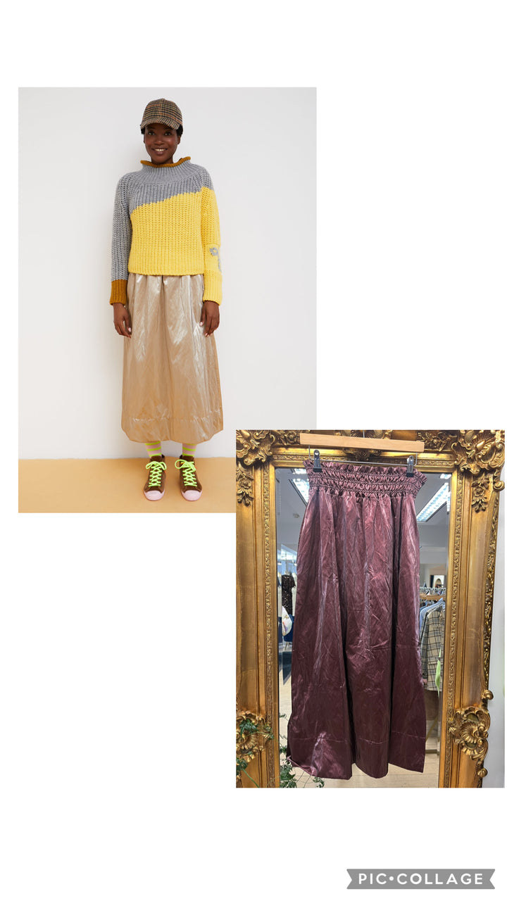 Mousse Vino Skirt