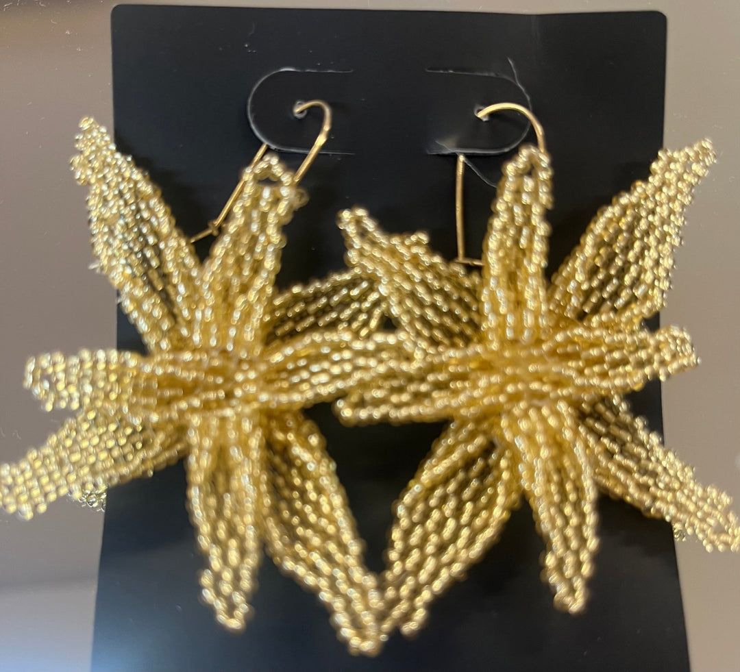 Gold Lily Burst Earrings - Orchid Boutique - Orchid Boutique