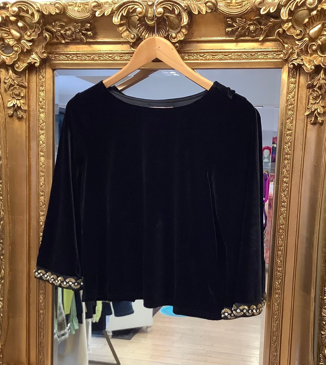 Forgotten Top Black - Traffic People - Orchid Boutique