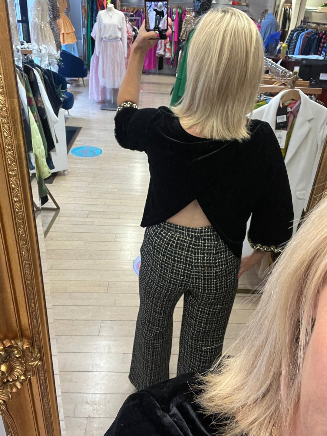 Forgotten Top Black - Traffic People - Orchid Boutique