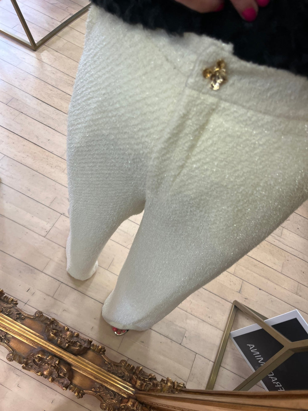 Vant - Access - Orchid Boutique