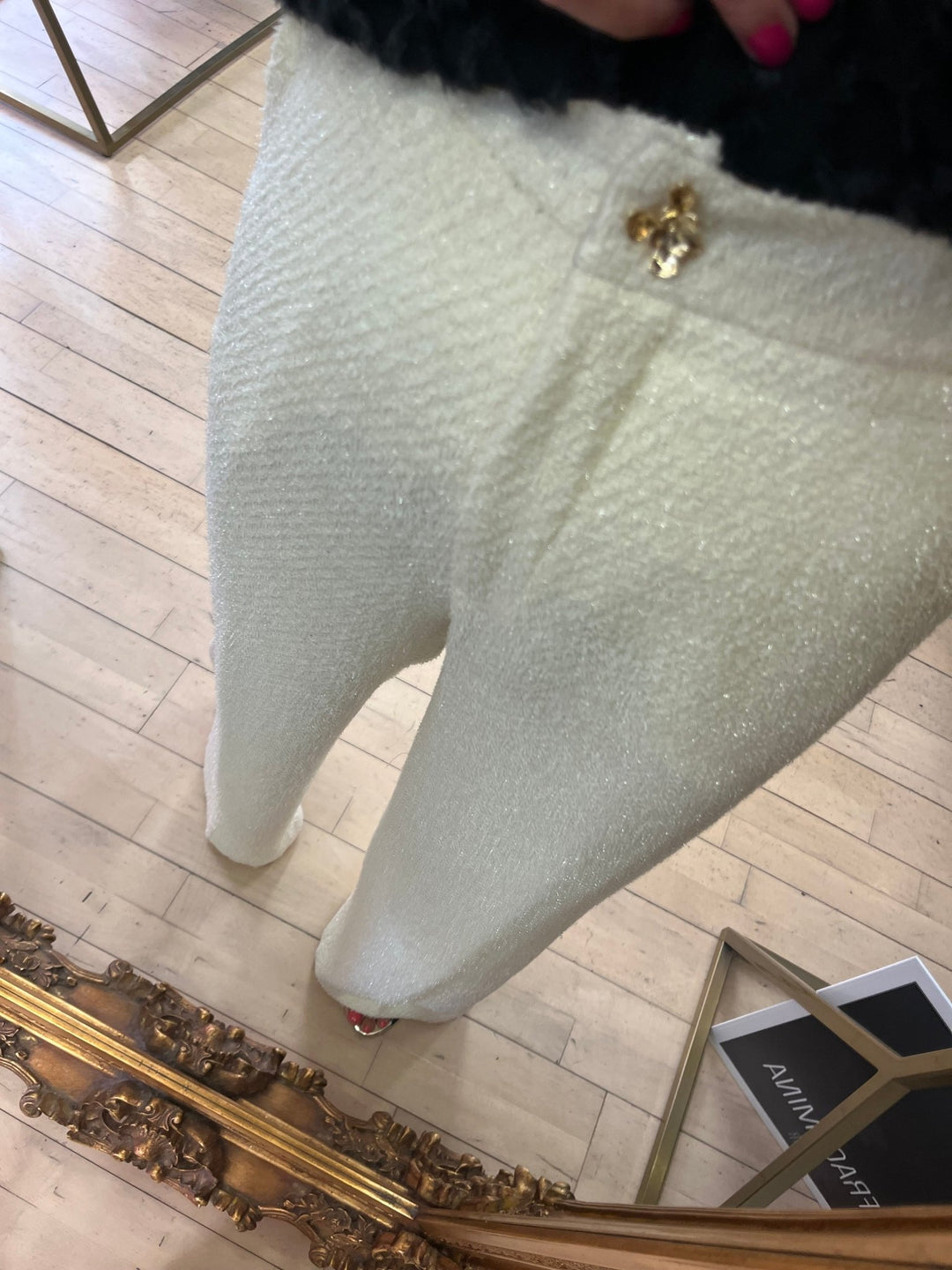 Vant - Access - Orchid Boutique