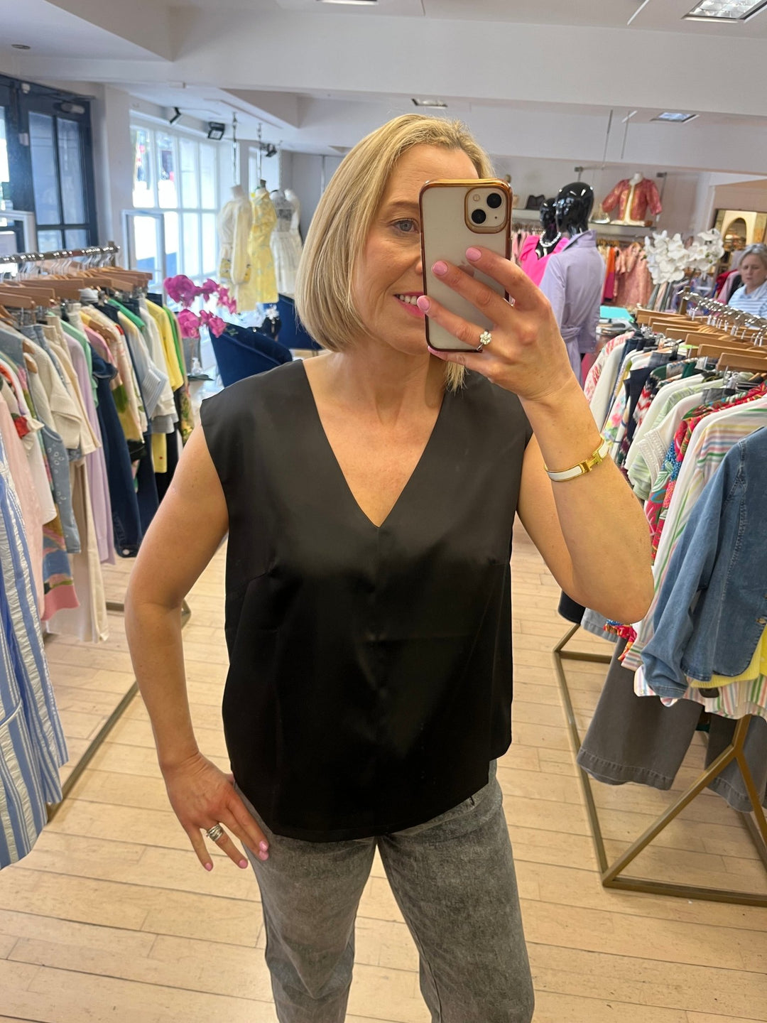 Elegant - Anonyme - Orchid Boutique