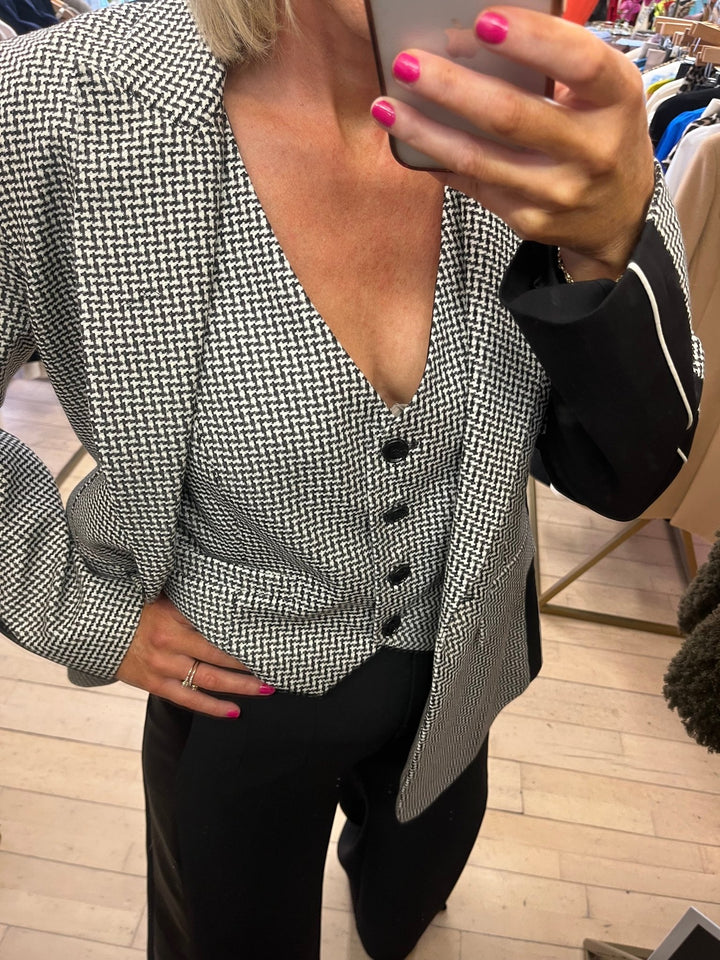 Edel - Access - Orchid Boutique