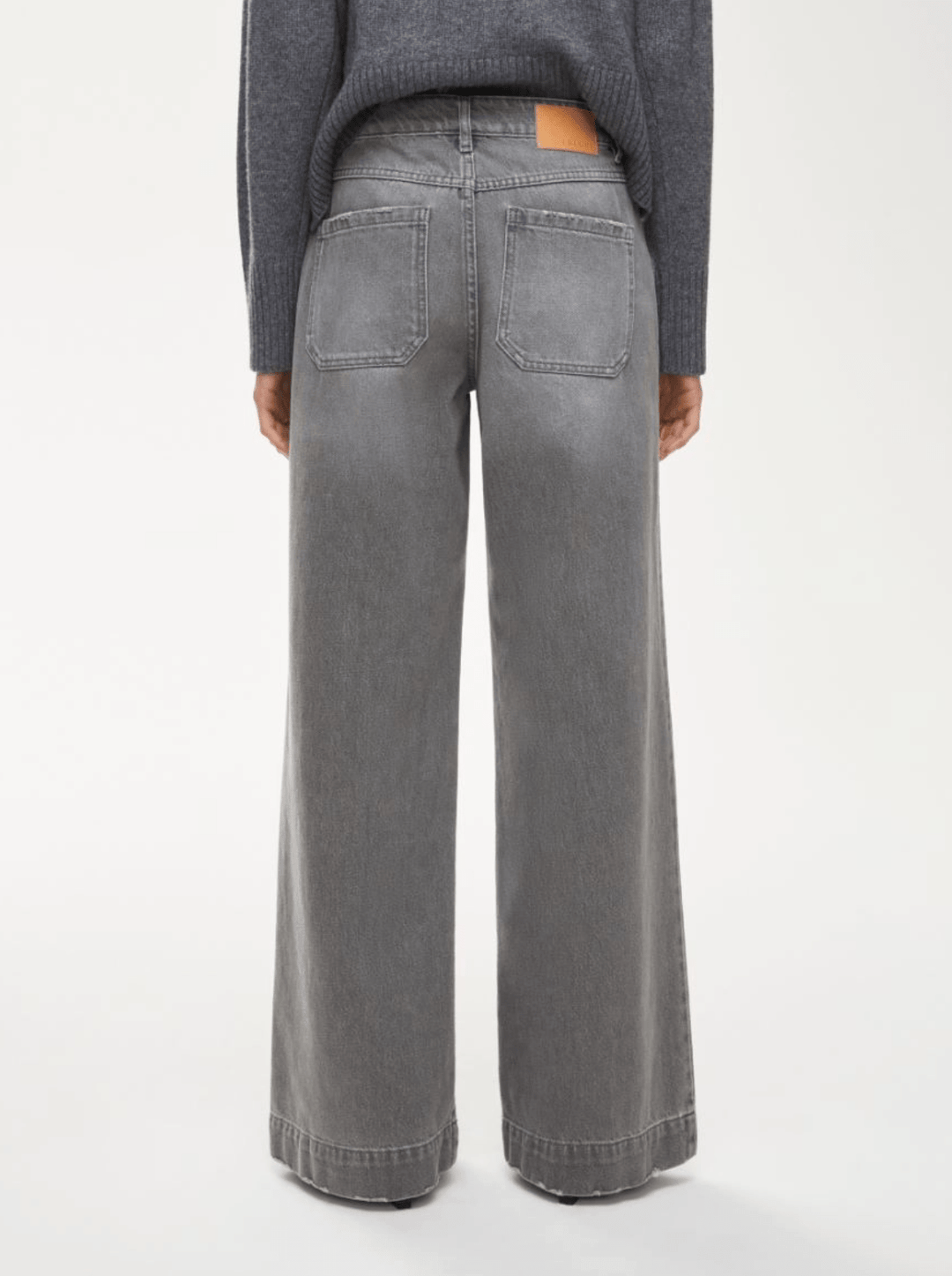 Ninareal - iblues - Orchid Boutique