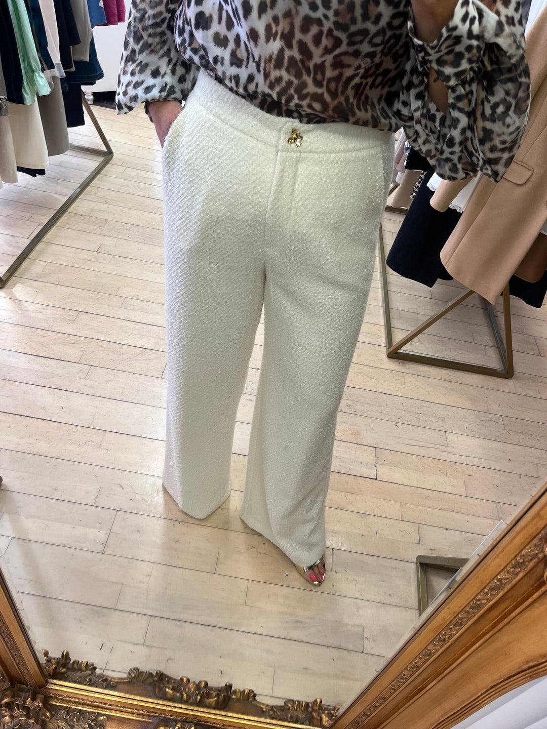 Vant - Access - Orchid Boutique