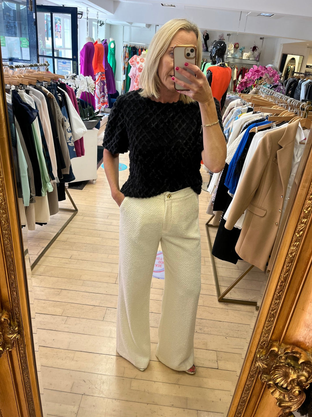 Vant - Access - Orchid Boutique