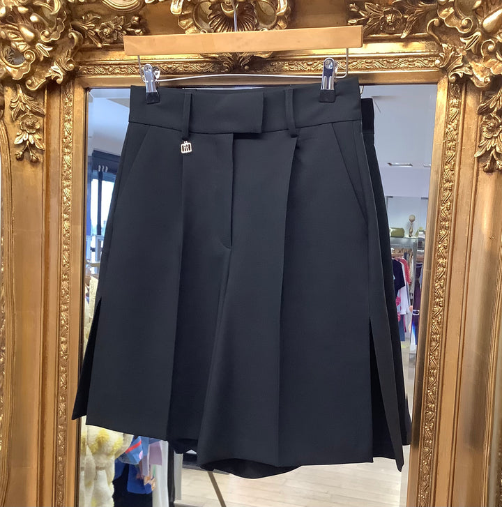Bermuda Black