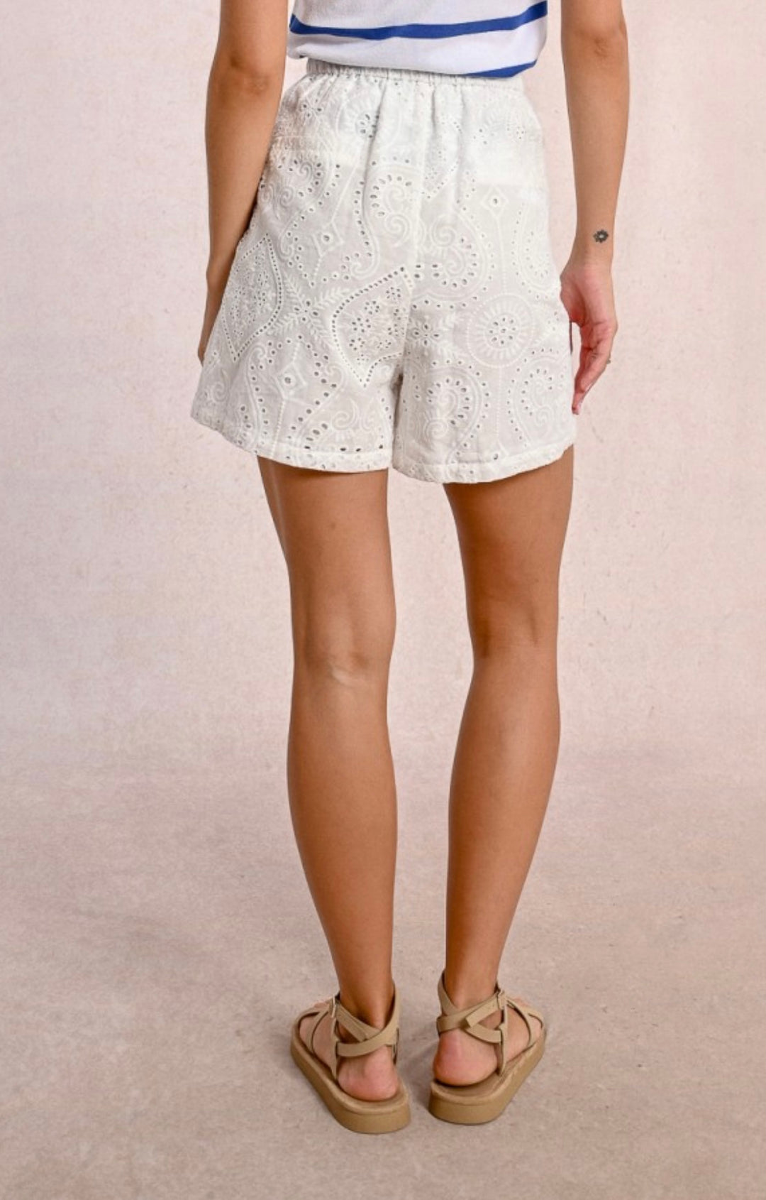 Arielle Shorts White