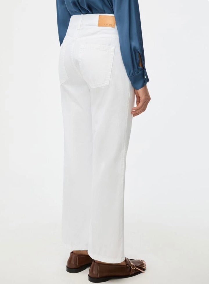 Arcadia White - iblues - Orchid Boutique