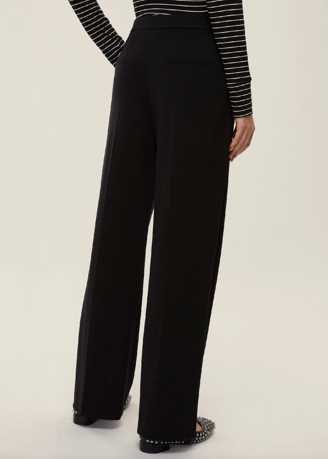Palace Black by Emme