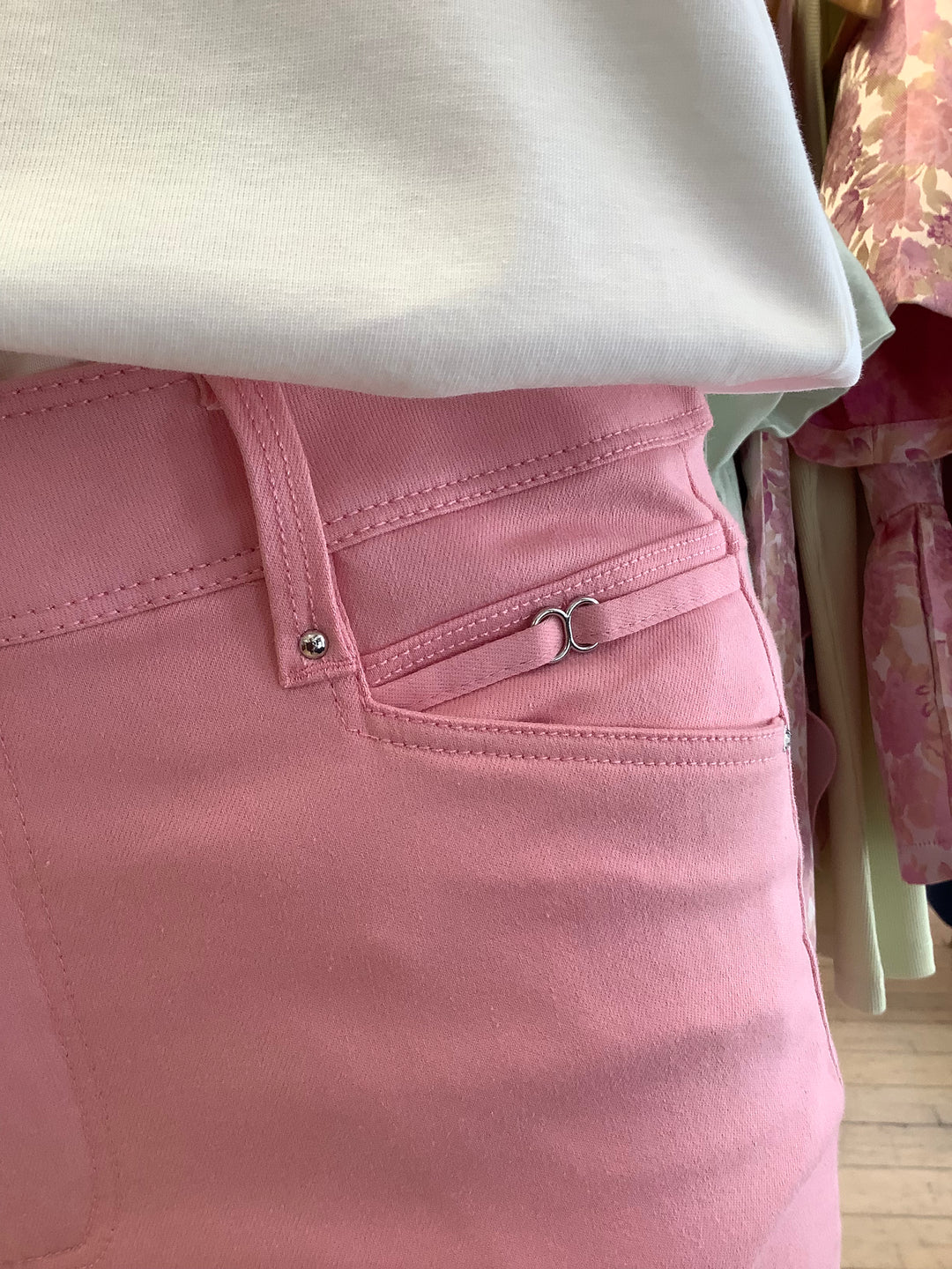 Lora Pink