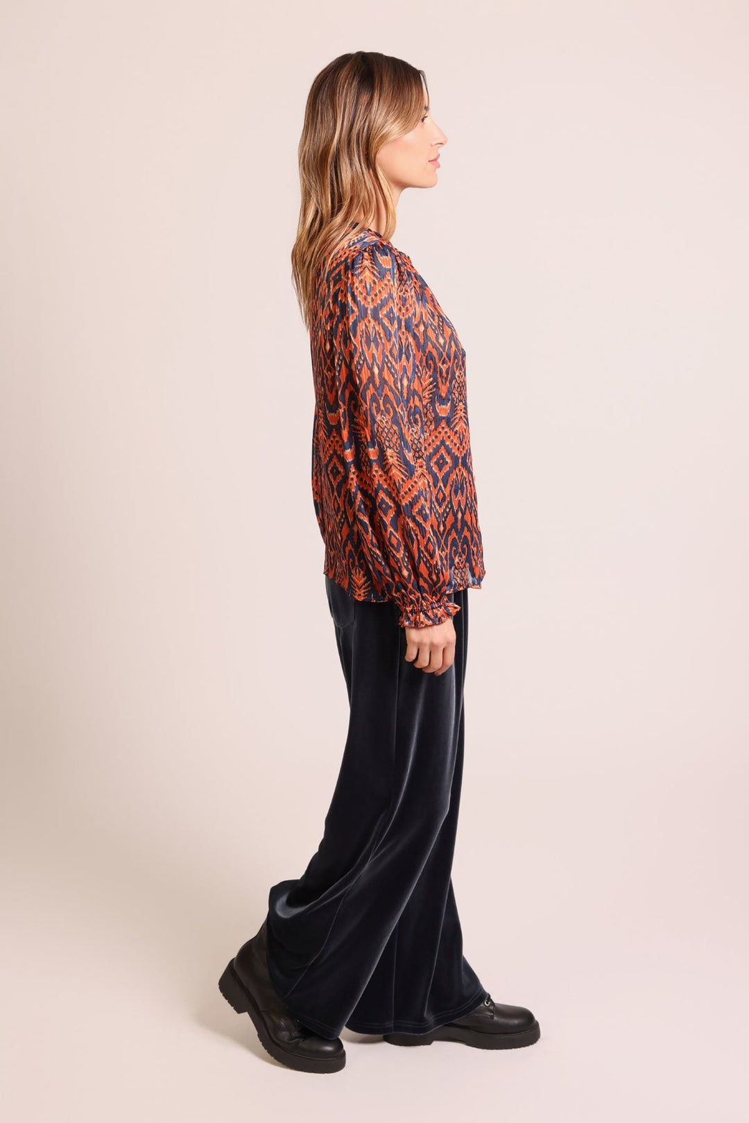 Truce Shirt - Traffic People - Orchid Boutique