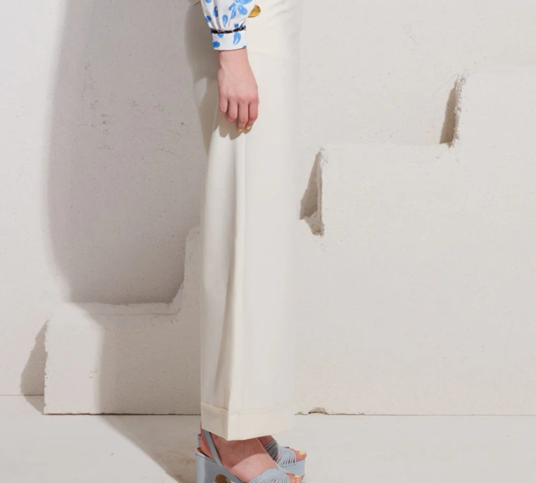 Milos 2 Piece